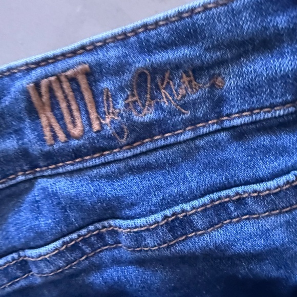 Kut from the Kloth Blue Slim Jeans with Classic Denim Appeal size 6 - Picture 3 of 14